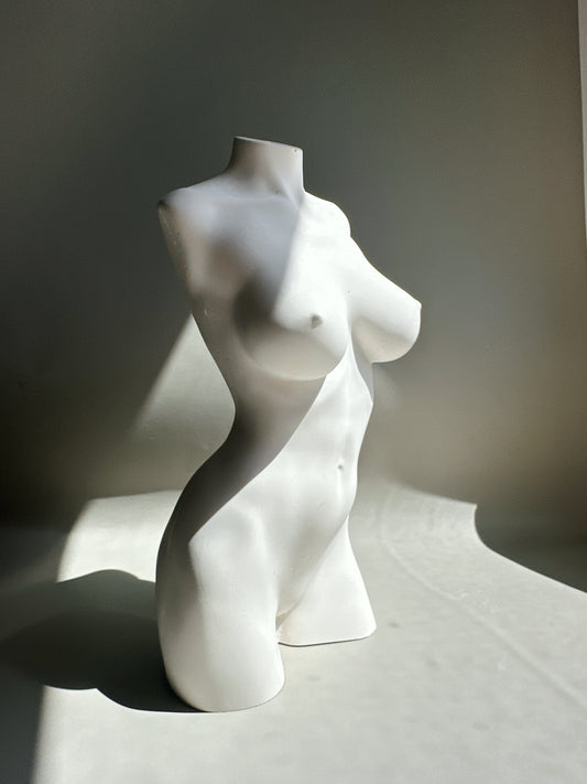 Estatua Verónica - 20 cm