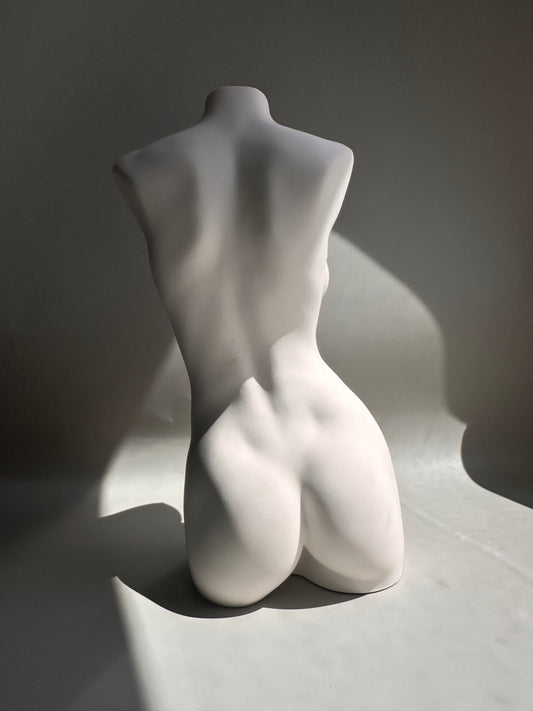 Estatua Verónica - 20 cm