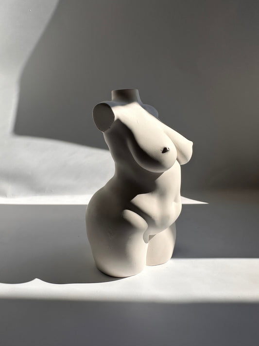 Estatua Gabriela - 13 cm